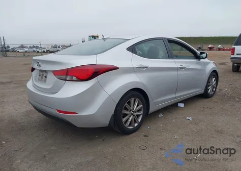 2015 Hyundai Elantra Se z USA, uszkodzony, nr VIN 5NPDH4AE2FH613843